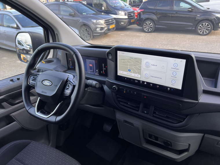 Vehicle Image 21