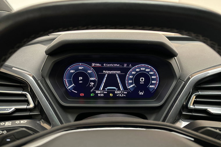 Vehicle Image 23