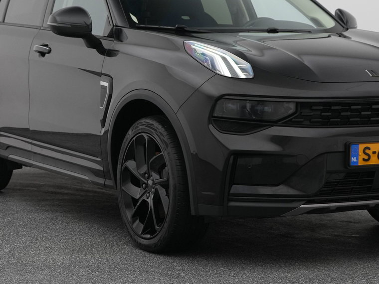 Vehicle Image 17