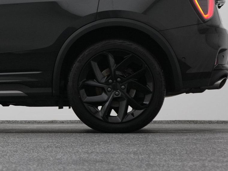 Vehicle Image 40