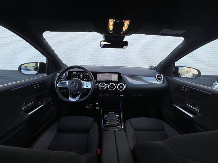 Vehicle Image 31