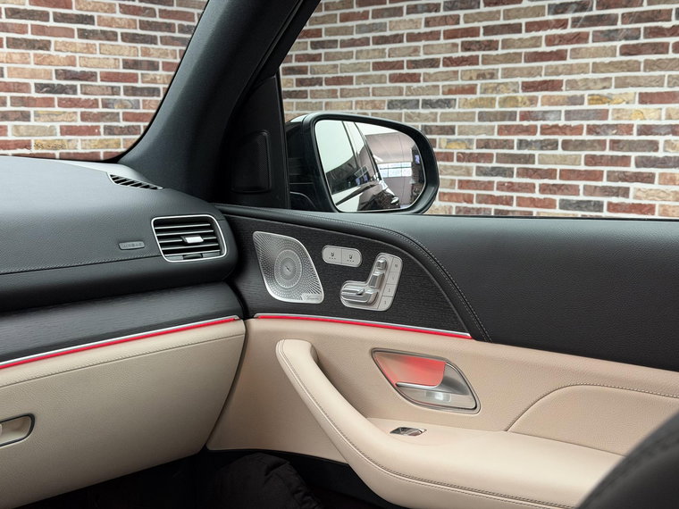 Vehicle Image 41