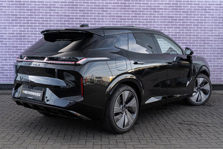 Vehicle Image 18