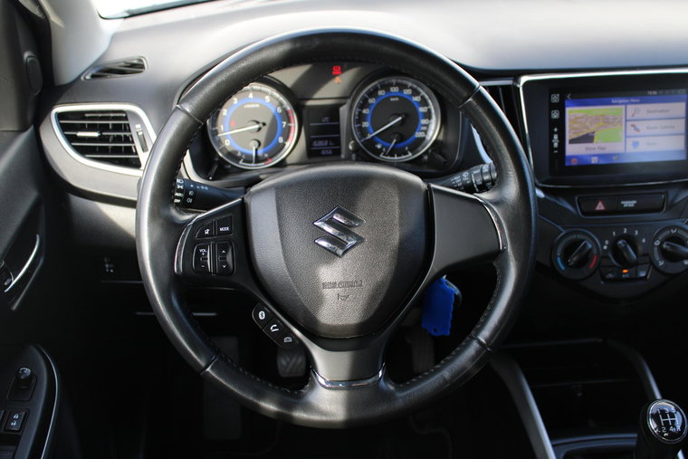 Vehicle Image 15