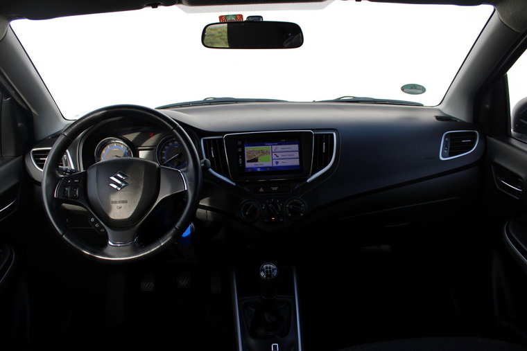 Vehicle Image 21
