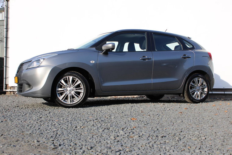 Vehicle Image 8