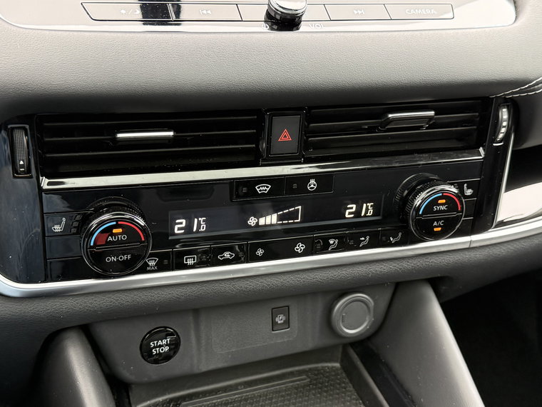 Vehicle Image 26