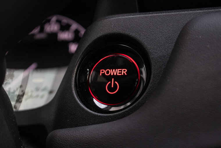 Vehicle Image 25