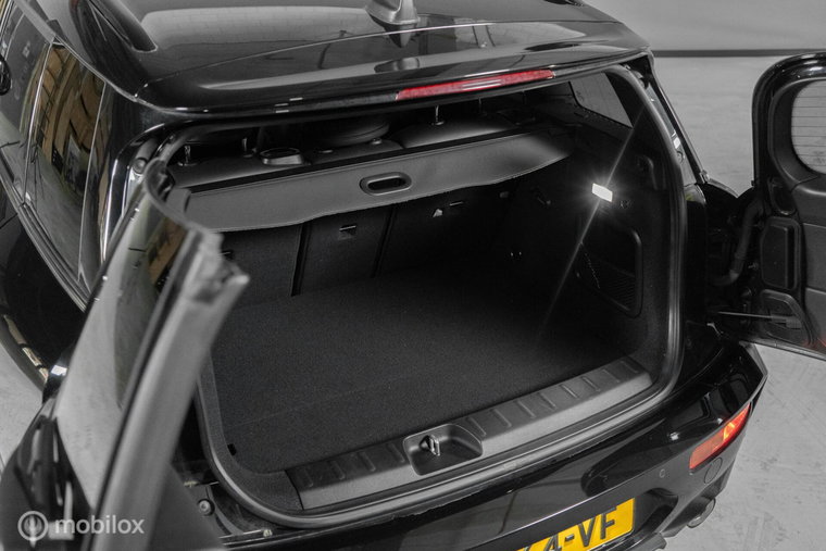 Vehicle Image 36