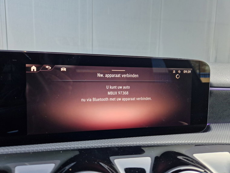 Vehicle Image 27