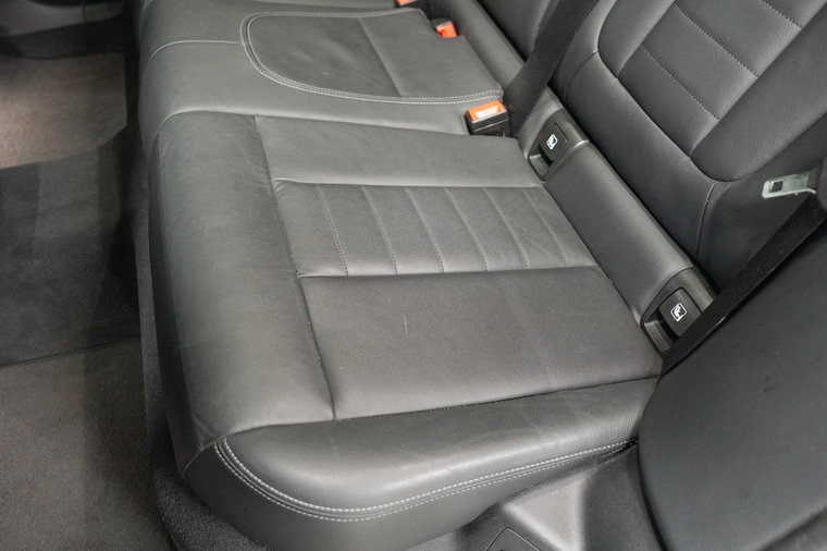 Vehicle Image 37