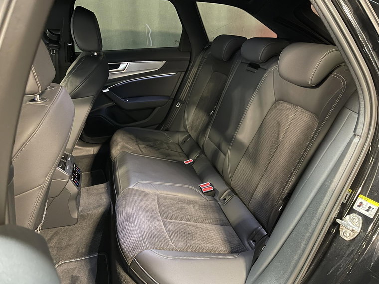 Vehicle Image 40