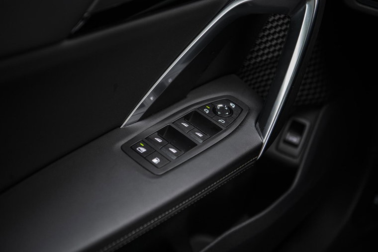 Vehicle Image 40