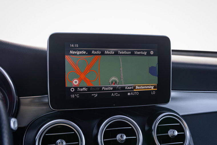 Vehicle Image 23