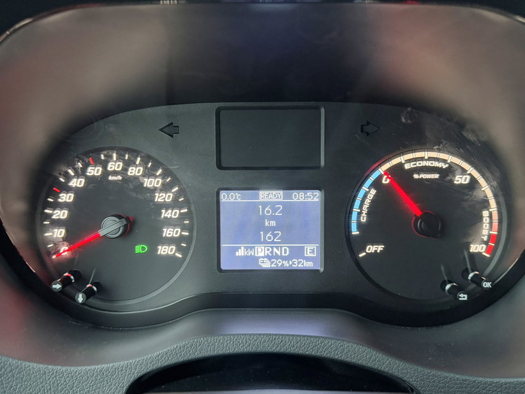Vehicle Image 25