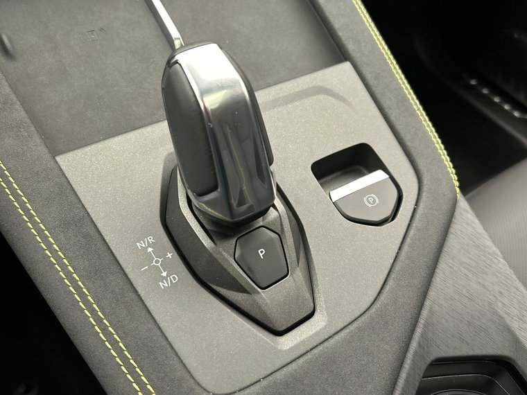 Vehicle Image 47