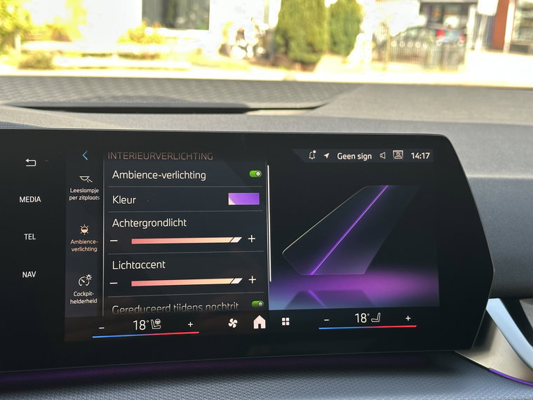Vehicle Image 37