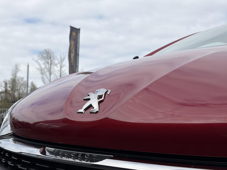Vehicle Image 35