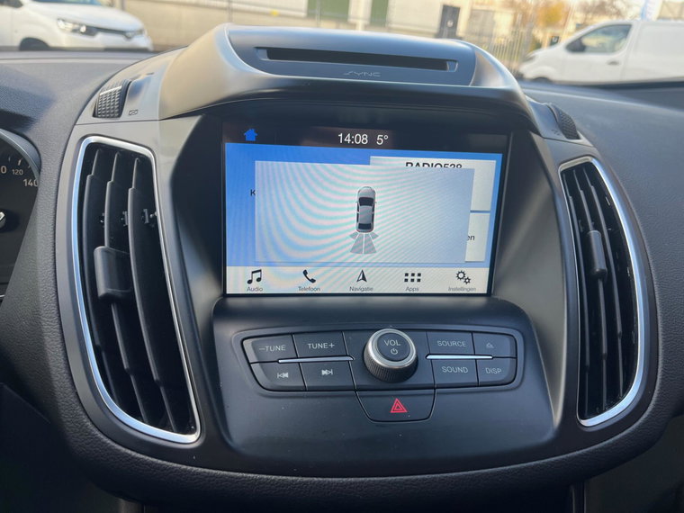 Vehicle Image 16