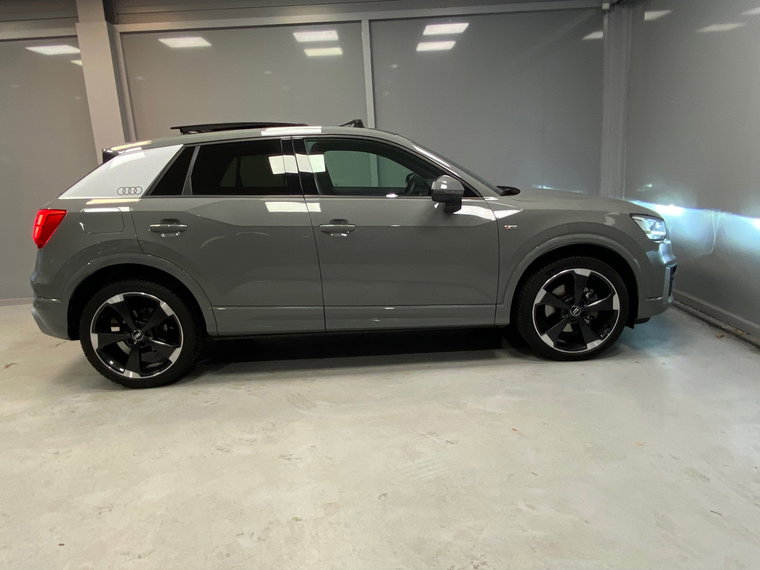 Vehicle Image 38