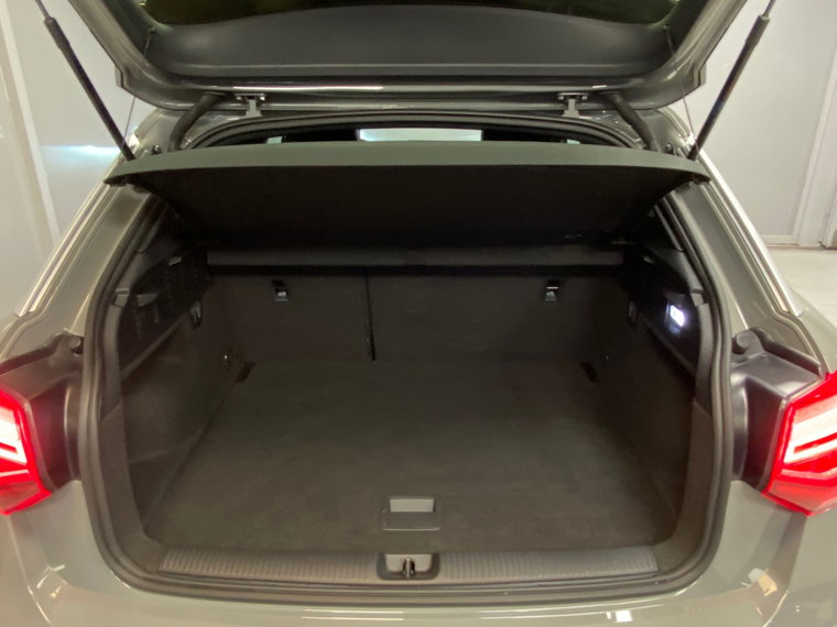 Vehicle Image 39