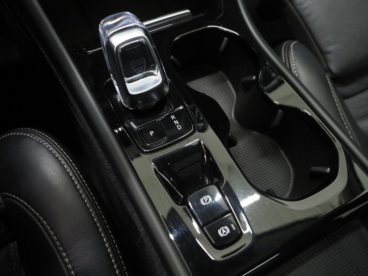 Vehicle Image 37