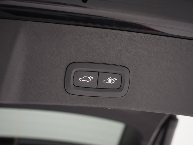Vehicle Image 43