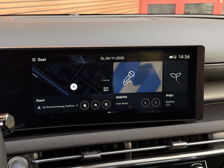 Vehicle Image 38