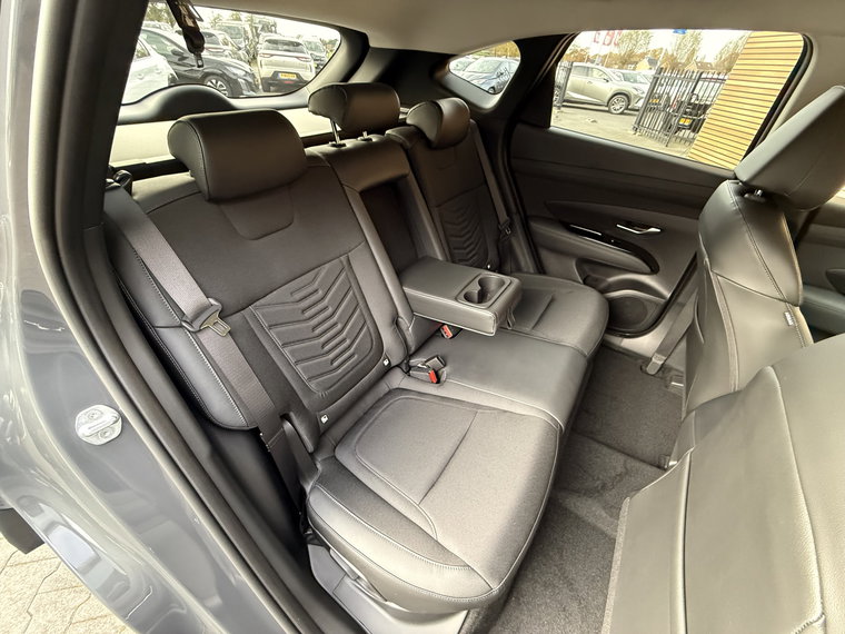 Vehicle Image 50