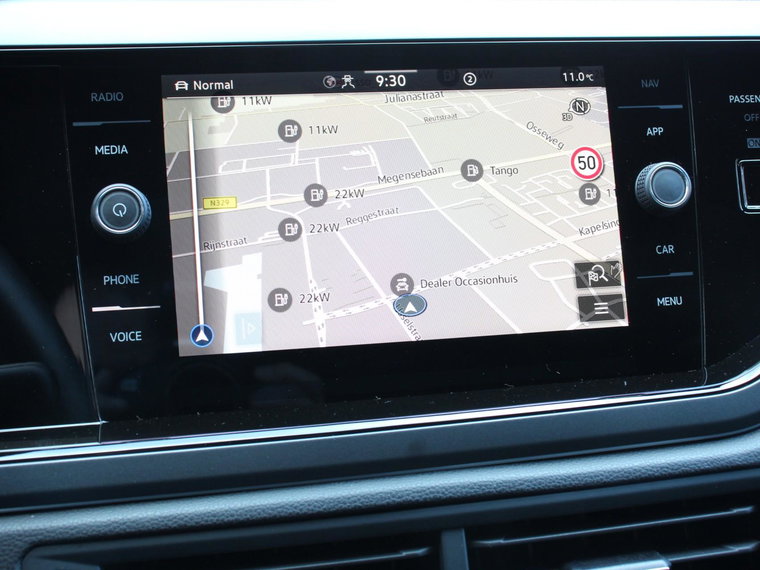 Vehicle Image 19