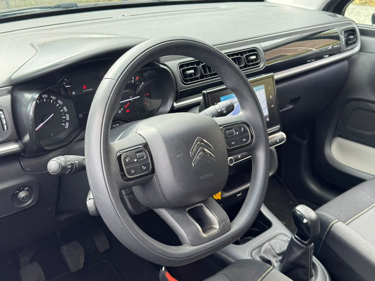 Vehicle Image 11