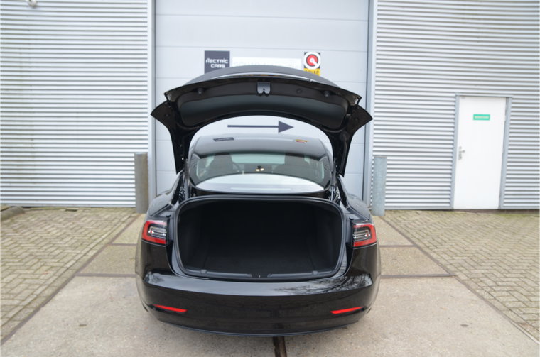 Vehicle Image 33