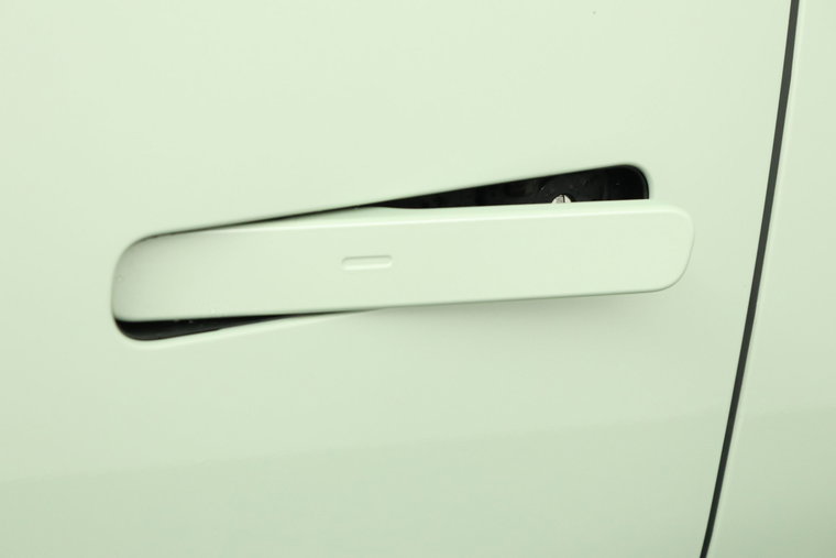 Vehicle Image 17