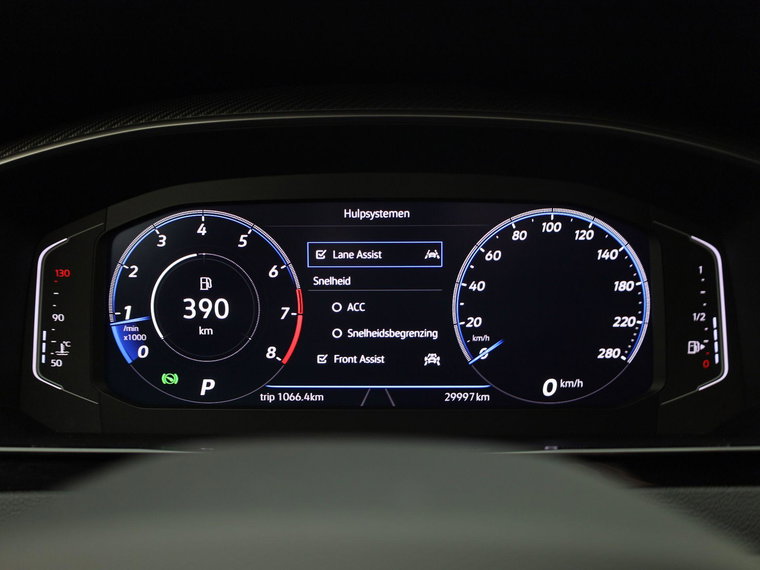 Vehicle Image 37
