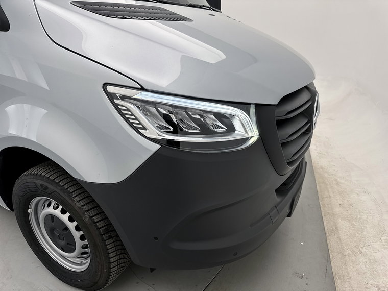 Vehicle Image 39