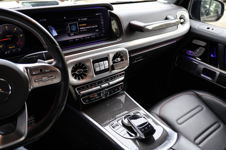 Vehicle Image 9