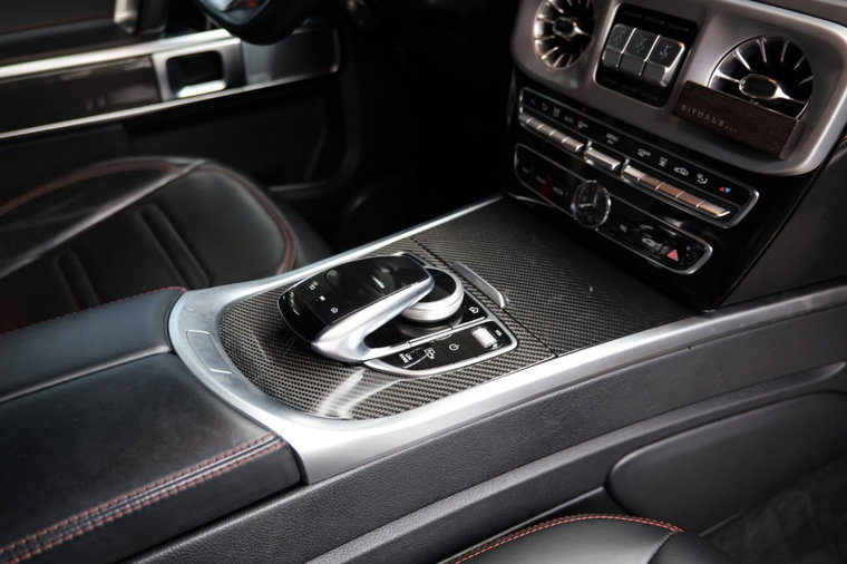 Vehicle Image 11