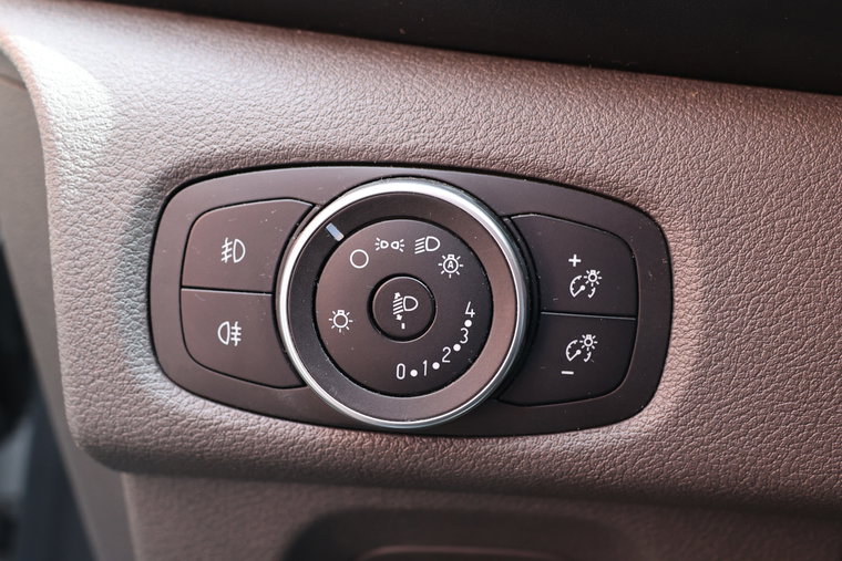 Vehicle Image 22