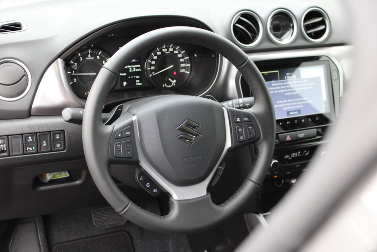 Vehicle Image 11