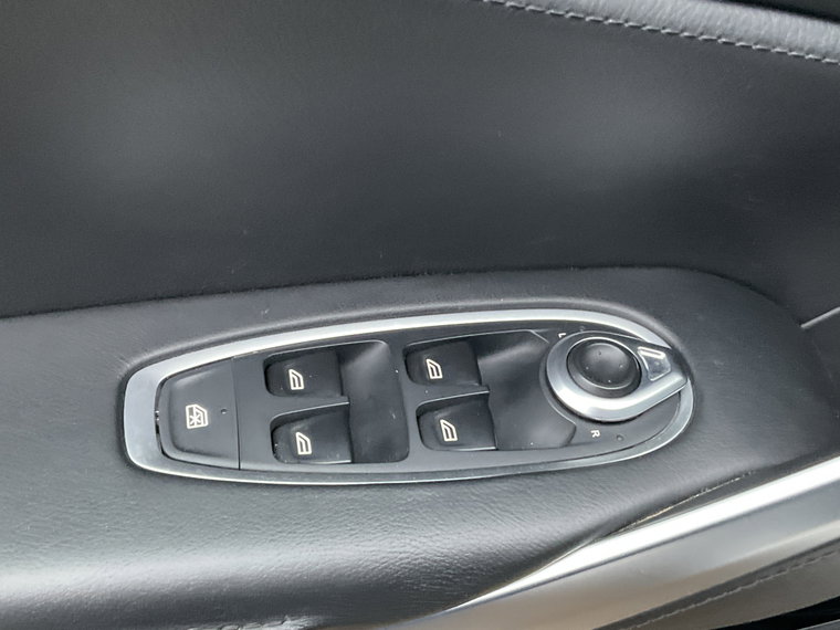 Vehicle Image 27