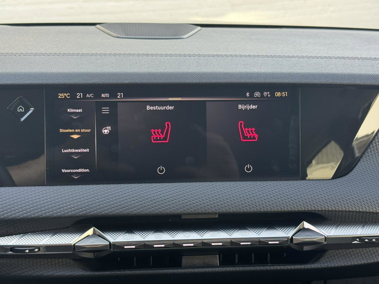 Vehicle Image 28