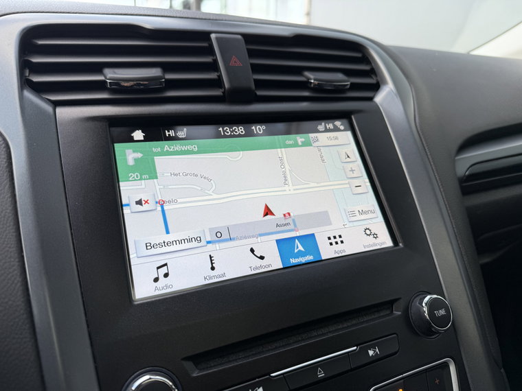 Vehicle Image 19