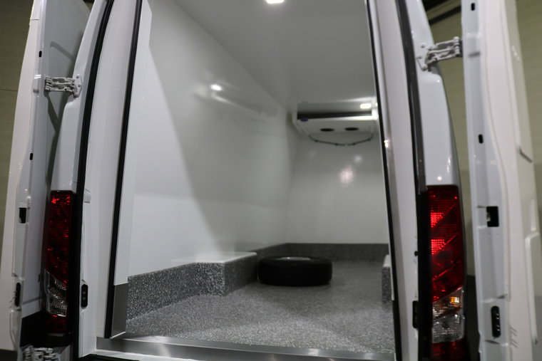 Vehicle Image 15