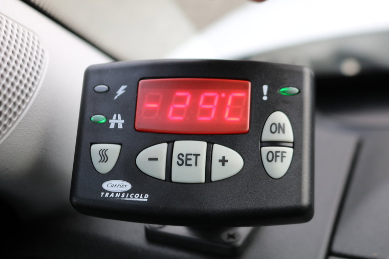 Vehicle Image 32