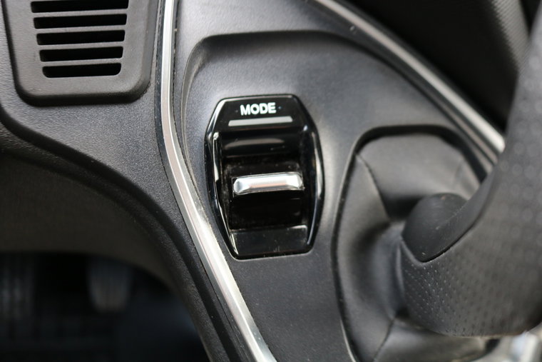 Vehicle Image 38