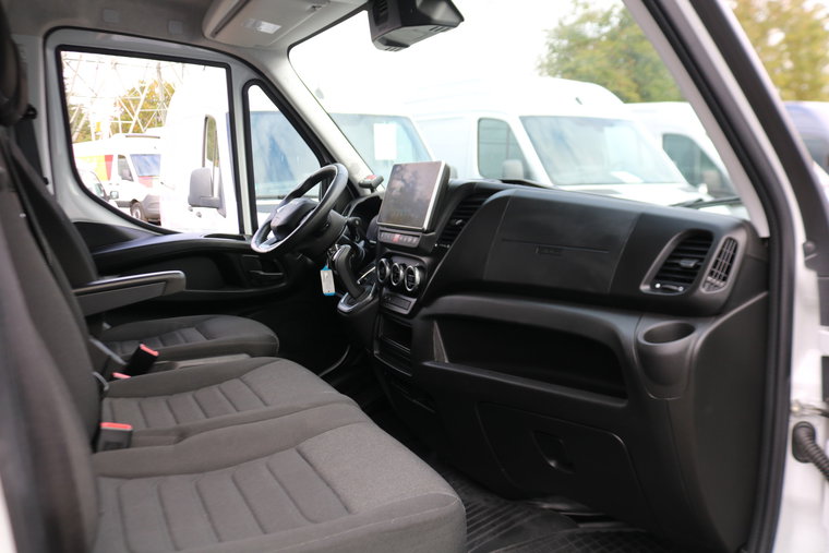 Vehicle Image 39