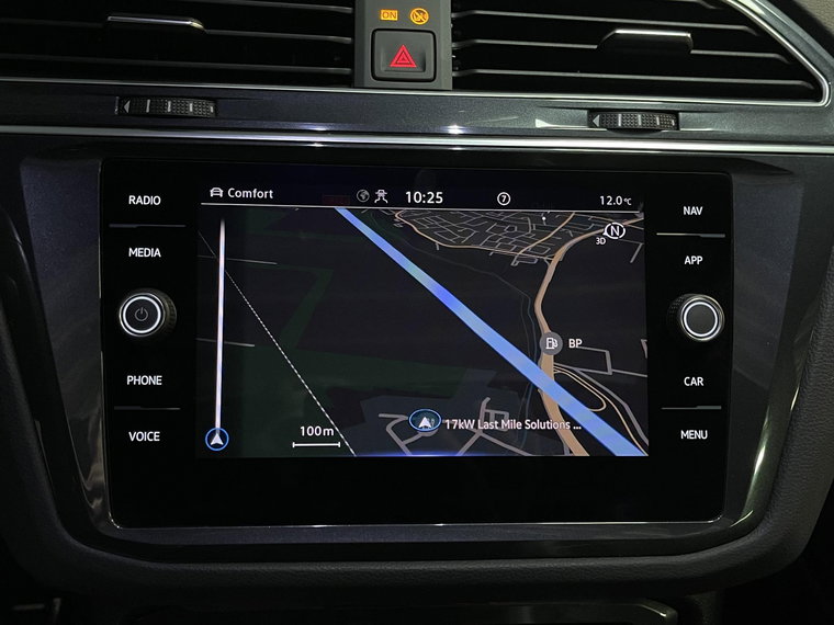 Vehicle Image 21