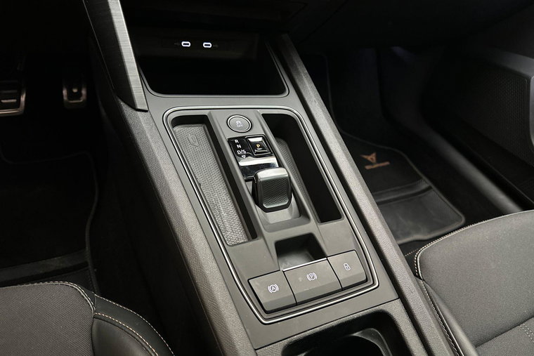 Vehicle Image 37