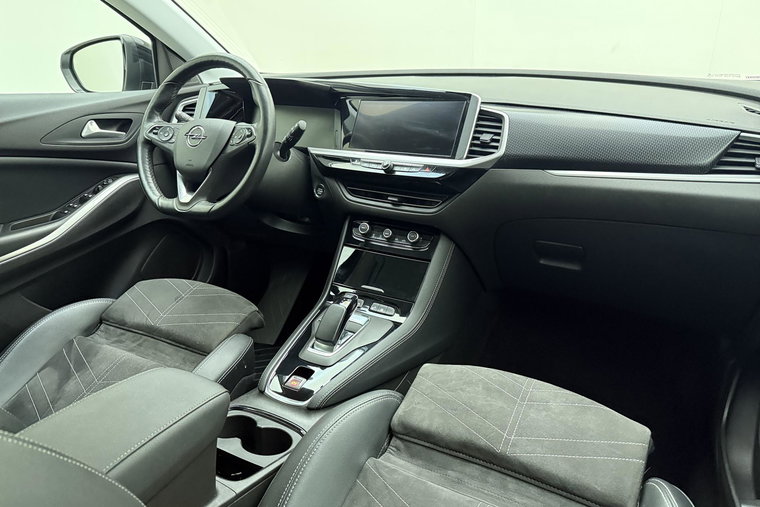 Vehicle Image 17