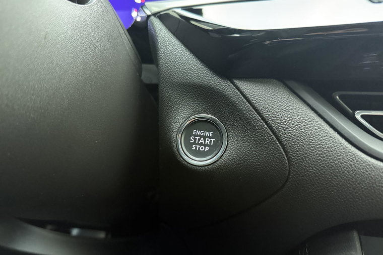 Vehicle Image 27